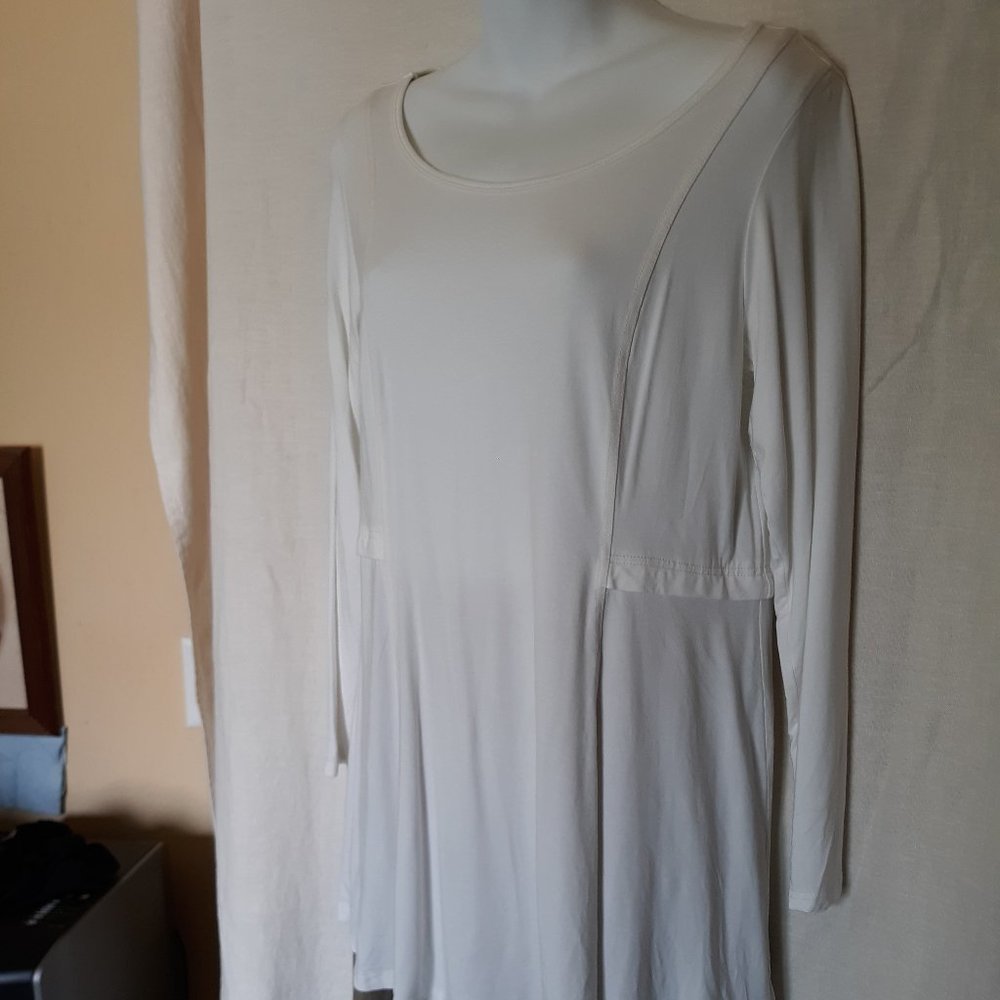 Heartstring White Cream A Line Top NWOT